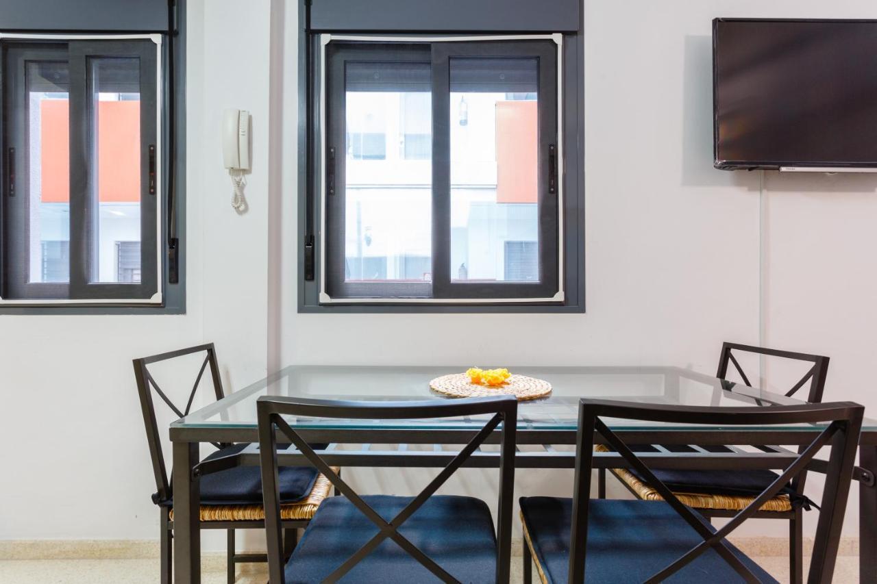 Puerta San Felix Free Parking By Cadiz4Rentals المظهر الخارجي الصورة