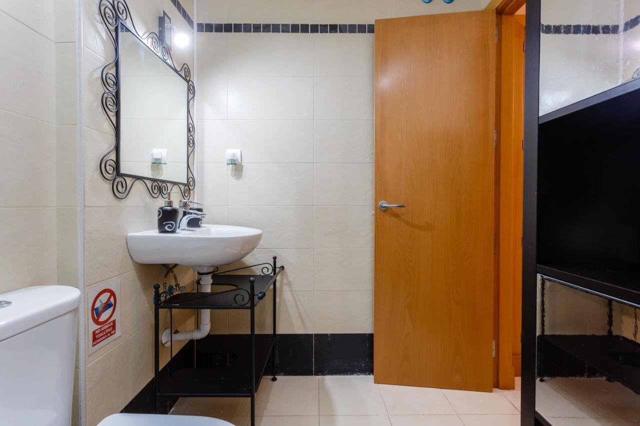 Puerta San Felix Free Parking By Cadiz4Rentals المظهر الخارجي الصورة