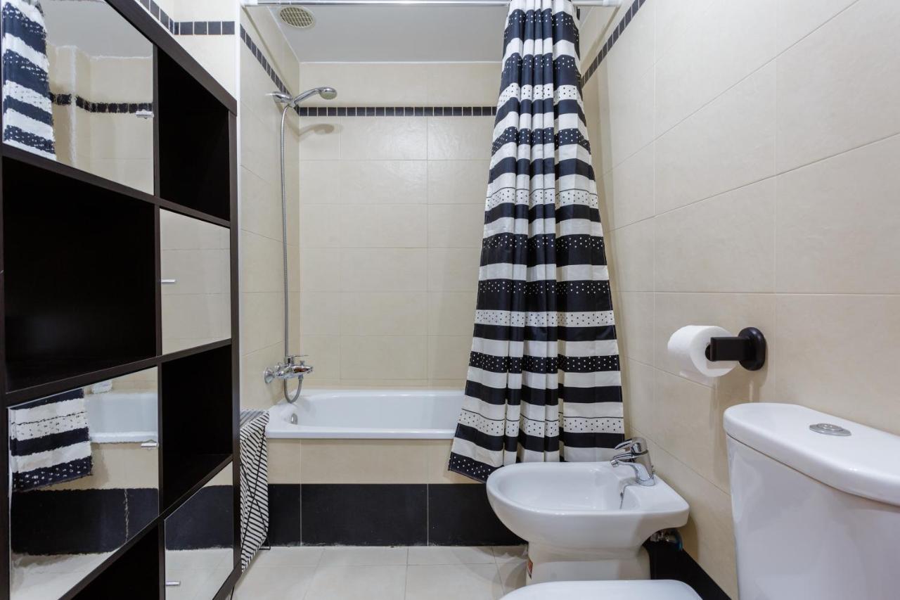 Puerta San Felix Free Parking By Cadiz4Rentals المظهر الخارجي الصورة